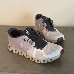 On Running Womens Gray/Neutral Athletic Shoes Sneakers